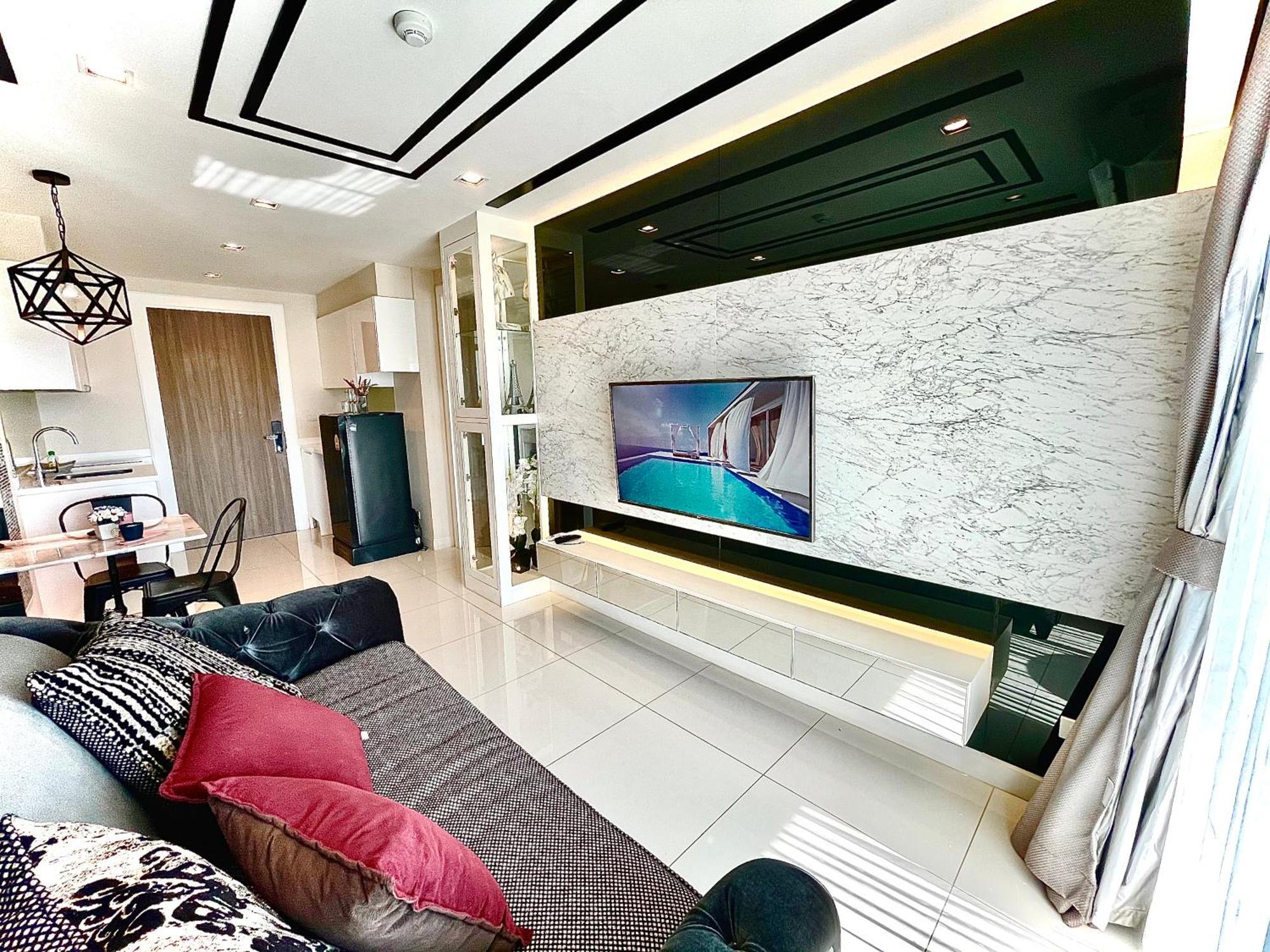 Deamber Bangsare Pattaya Appartement Bang Sare Buitenkant foto